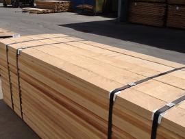 Pine Wood Lumber. Edged. KD. MC:12-18%