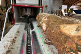 Prizmavágó körfűrész TD-500 KB |  Fűrészüzemi gépek | Faipari gép | Drekos Made s.r.o