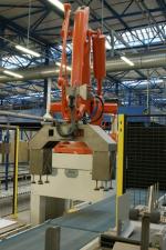 Más technika ABB IRB 660 Robot R2 Outsorting station |  Szállító és anyagmozgató technika | Faipari gép | Swedwood Slovakia s.r.o. OZ Malacky